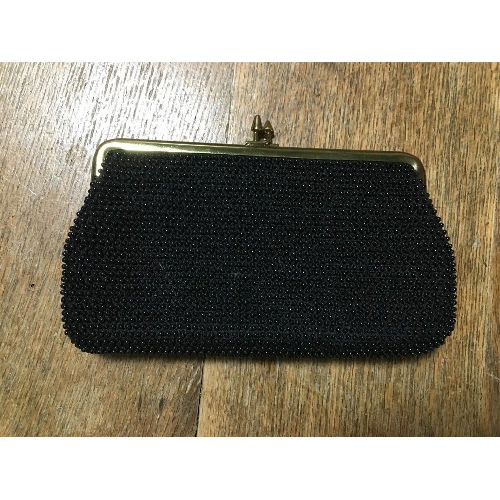 St. Thomas cordé bead change purse black kiss lock 7" with box